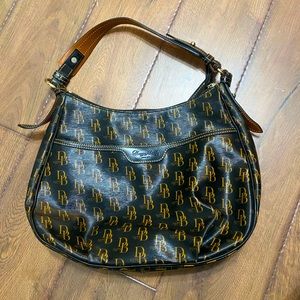 Dooney & Bourke Classic 1975 Signature Leather Shoulderbag